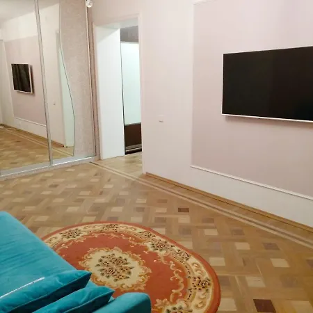 Appartamento Apartnet. делюкс у тц галерея
